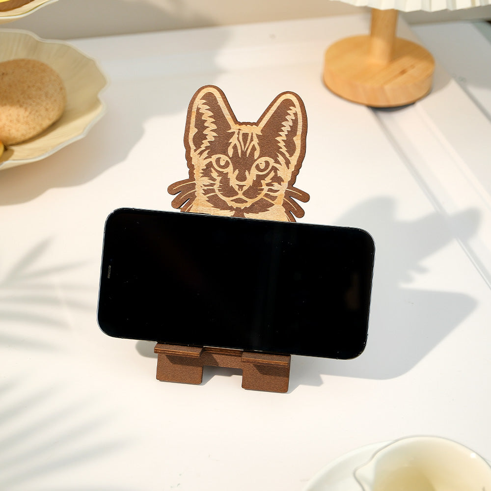 Engraved Pet Portrait Phone Stand